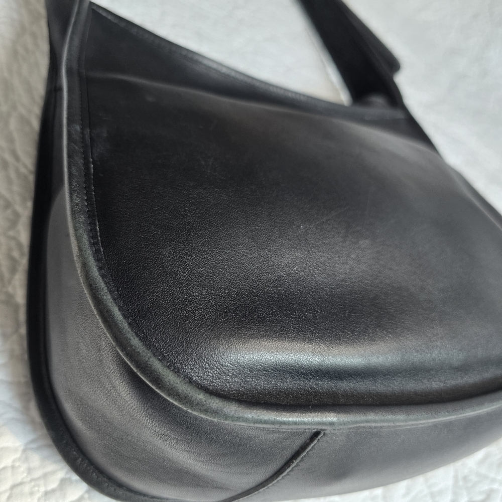 Coach Vintage Taft 9980 Black Leather Turnlock Crossbody Shoulder Bag - Picture 8 of 16